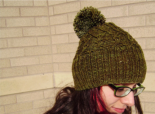 Learn to cable:  Pretty Gallopavo Hat