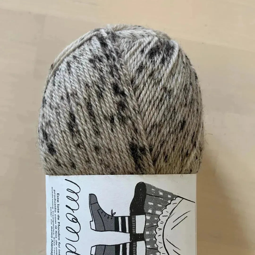 Rosa Pomar Mondim Yarn - Apricot Yarn & Supply