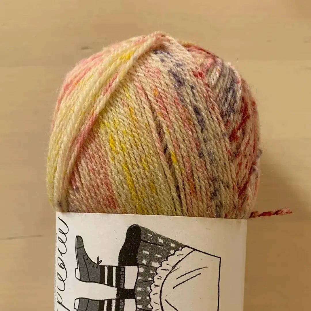 Rosa Pomar Mondim Yarn - Apricot Yarn & Supply