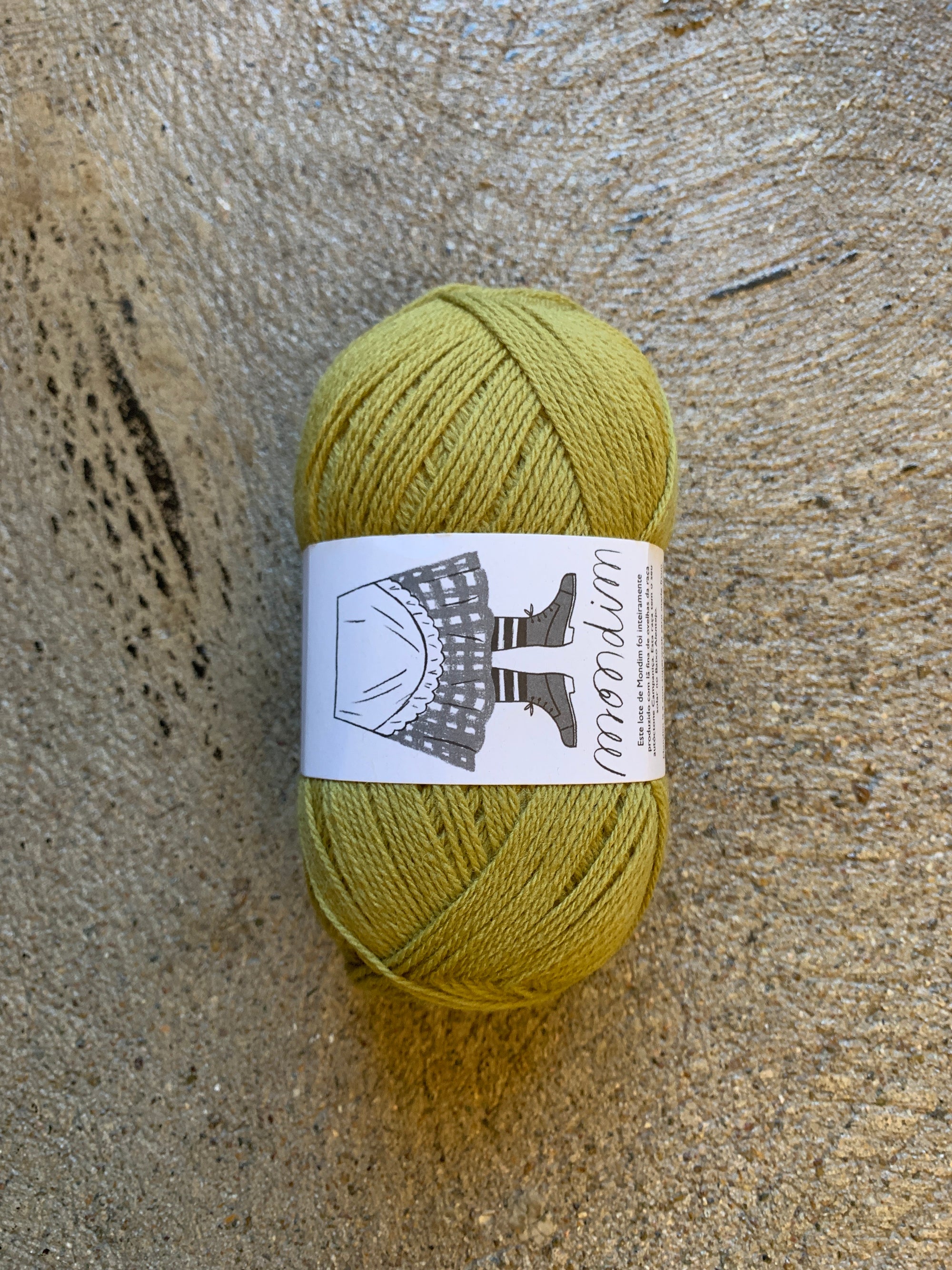 Rosa Pomar Mondim Yarn