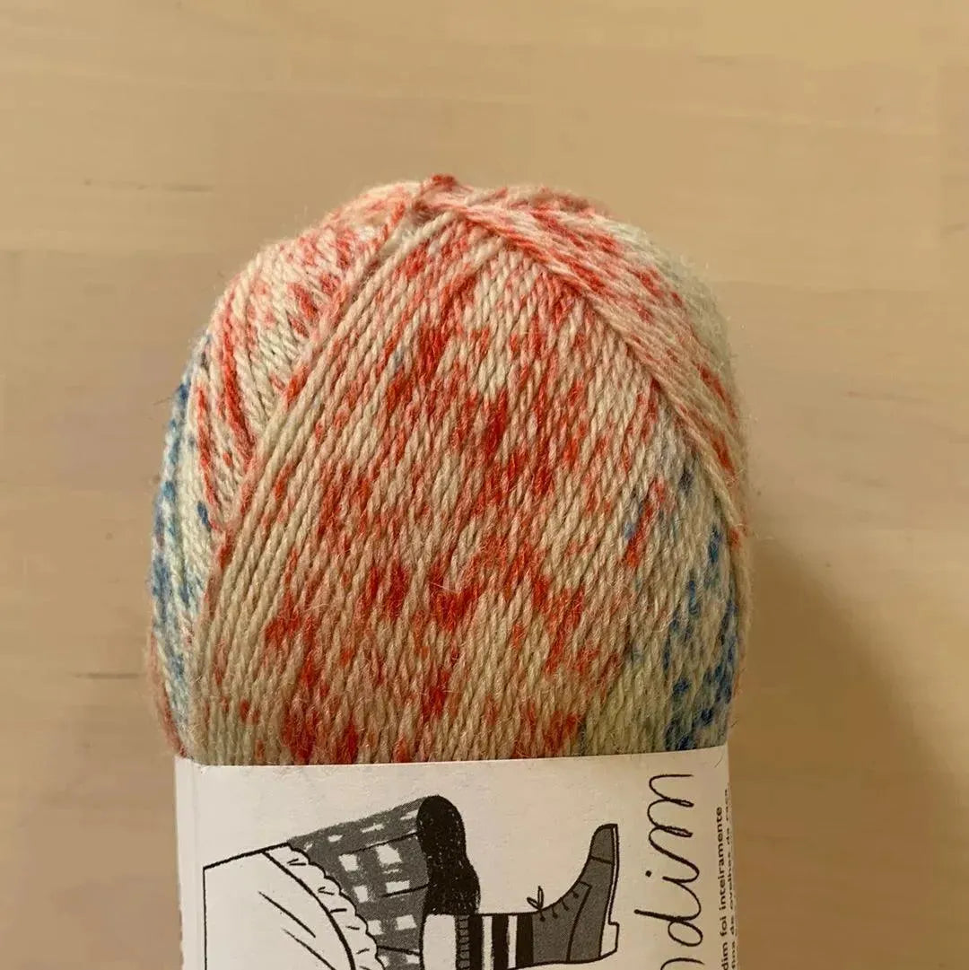 Rosa Pomar Mondim Yarn - Apricot Yarn & Supply