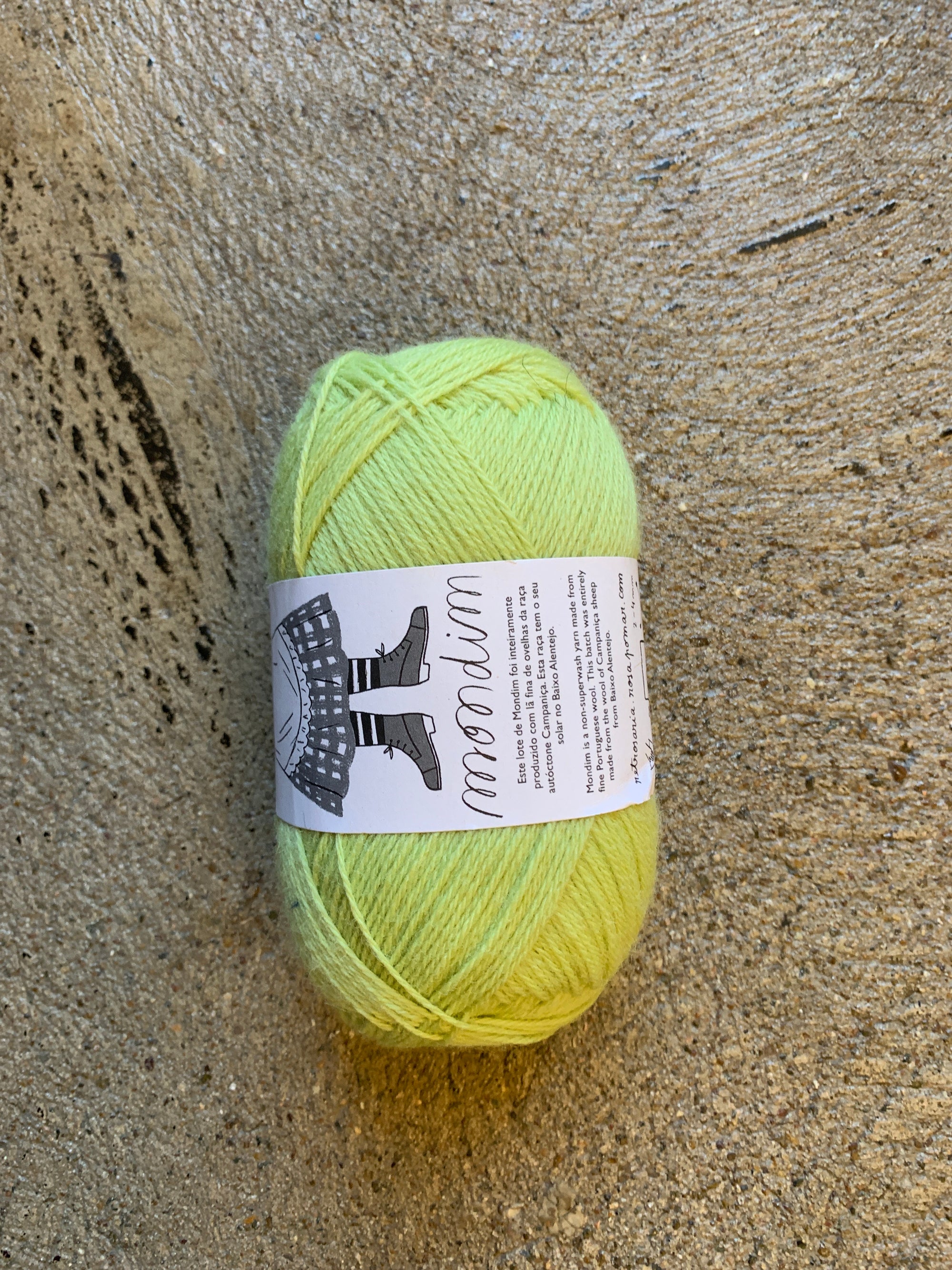 Rosa Pomar Mondim Yarn