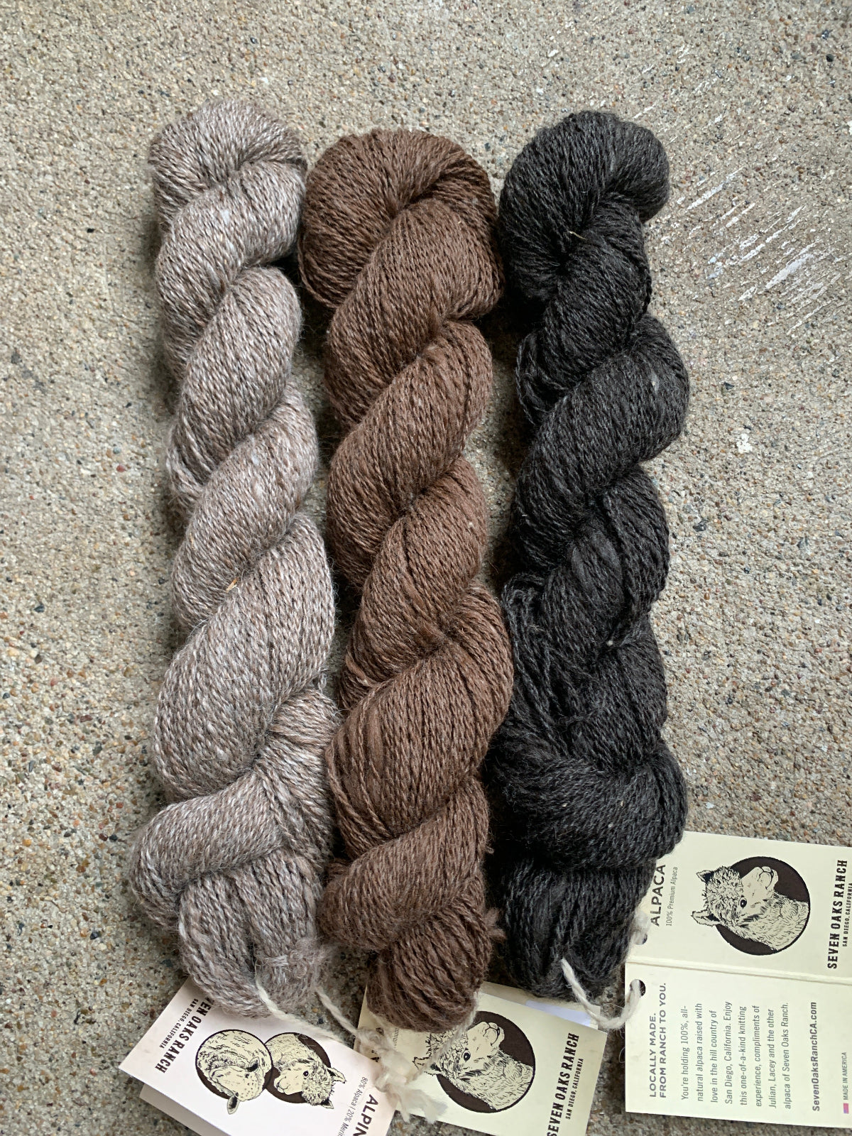 Alpaca-shawl-original-2025