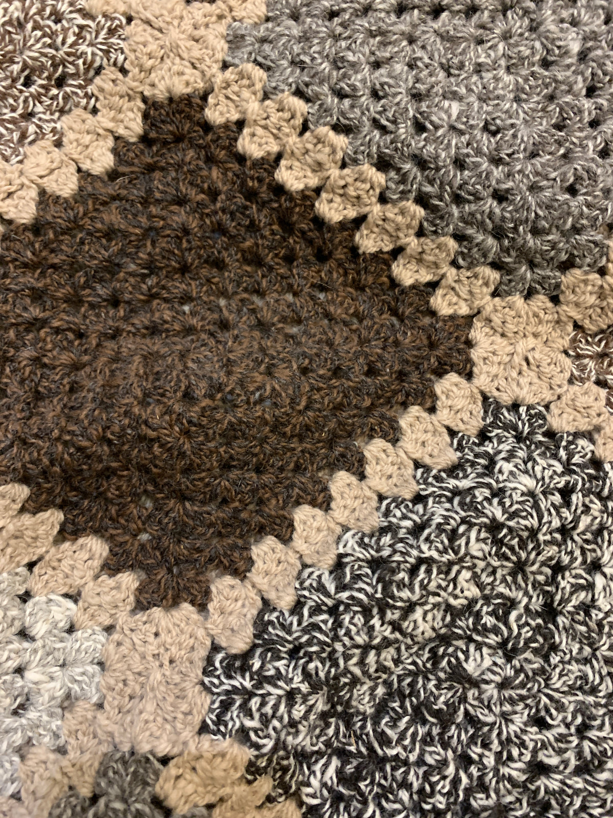 Granny's Fireside Blanket Kit 2025