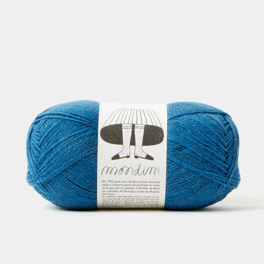 Rosa-Pomar-Mondim-B570-Cobalt-Blue