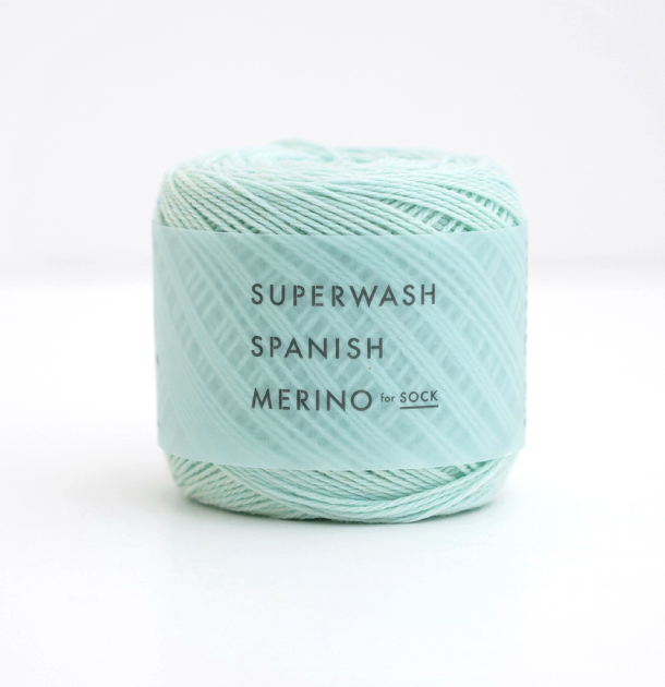 daruma-spanish-superwash-merino-sock-cover