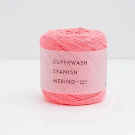 Daruma Superwash Spanish Merino Sock Yarn - Apricot Yarn & Supply