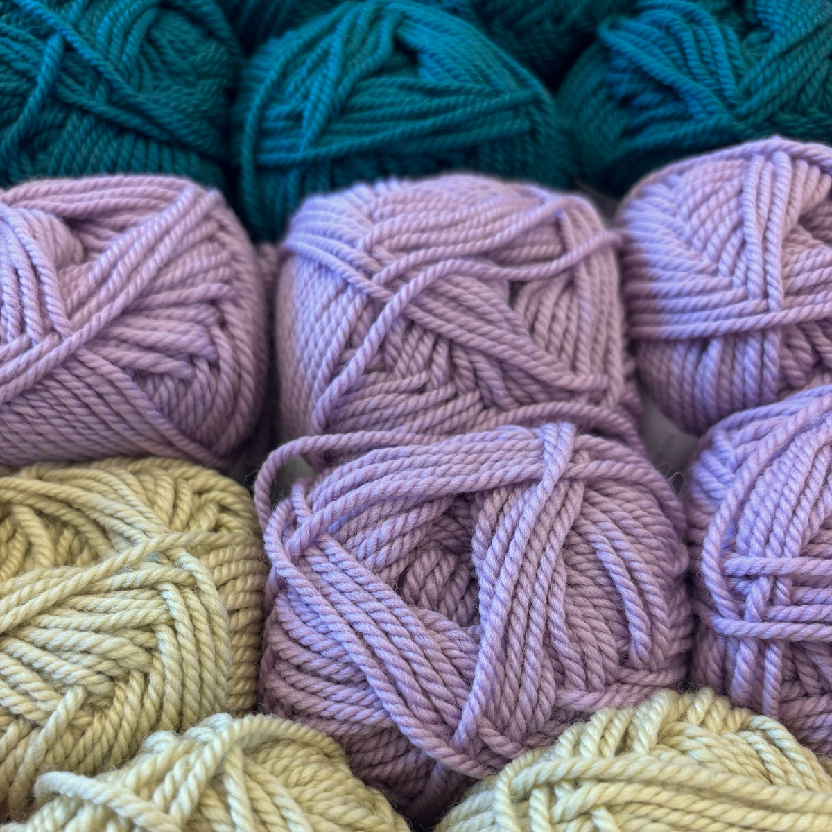 Ewe Ewe Yarns Wooly Worsted