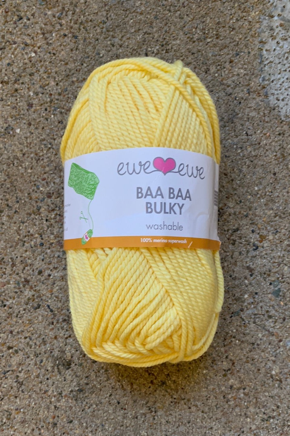 ewe_ewe_baa_baa_bulky_40_lemon_chiffon.