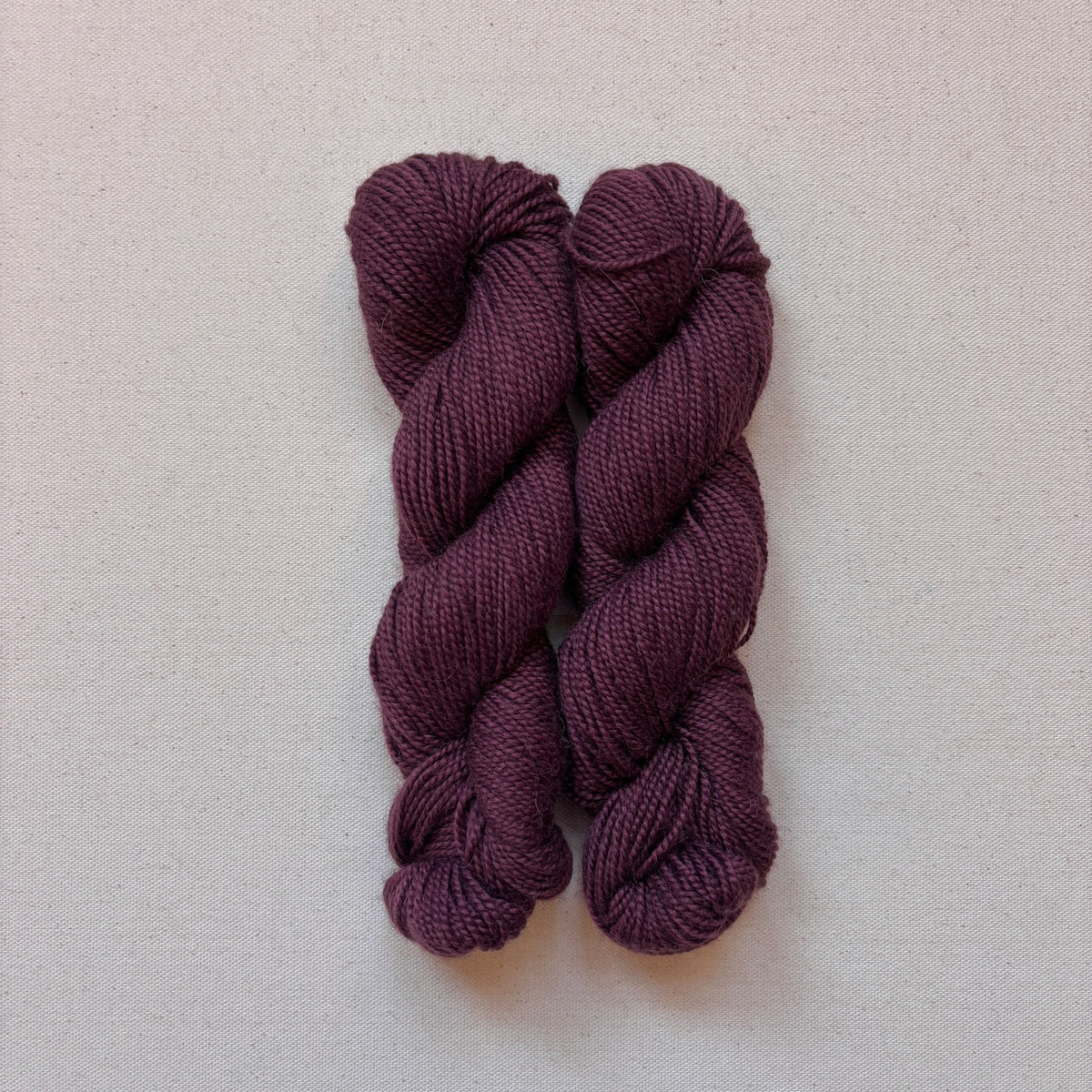 Illimani Yarn Santi