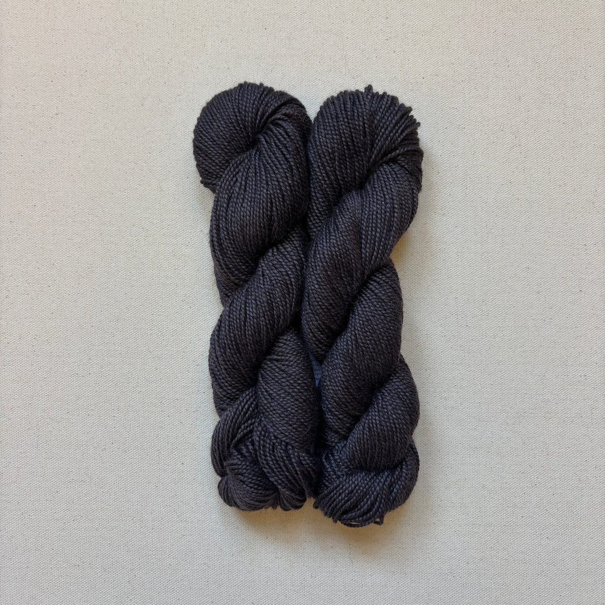 Illimani Yarn Santi