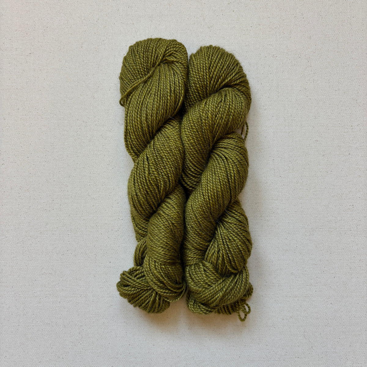 Illimani Yarn Santi