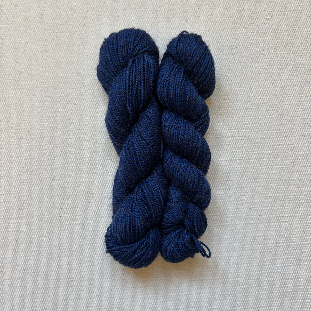 Illimani Yarn Santi