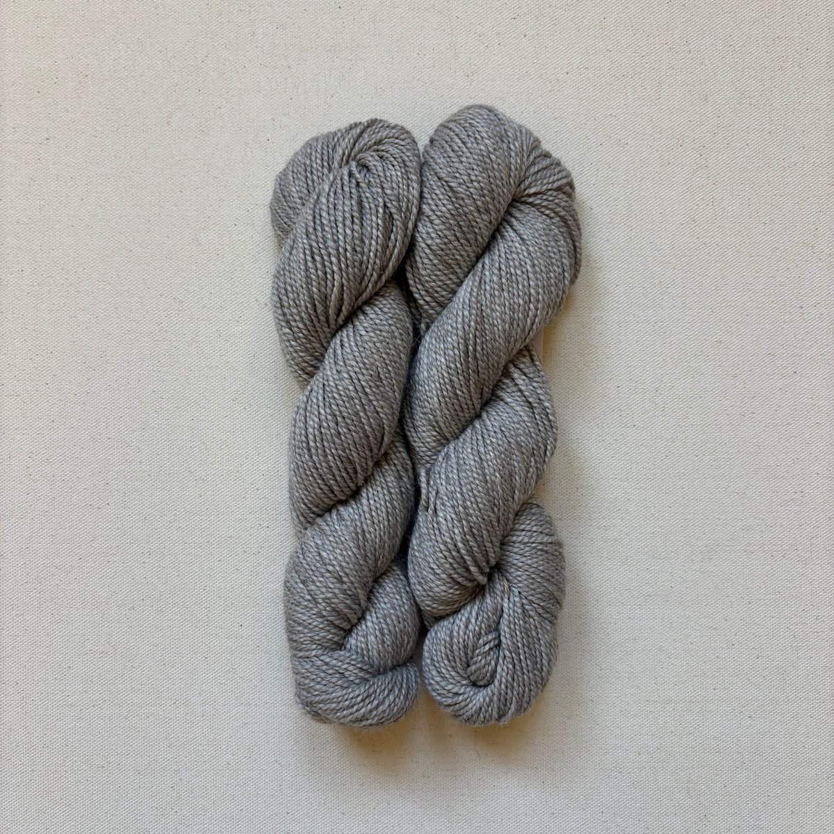Illimani Yarn Santi