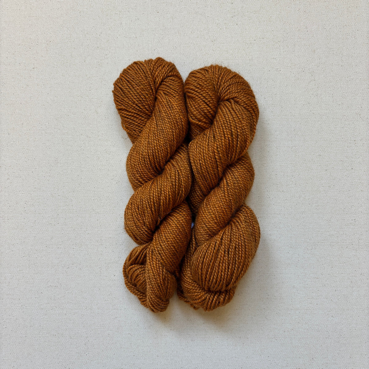 Illimani Yarn Santi