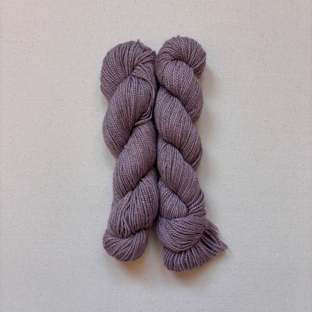 Illimani Yarn Santi