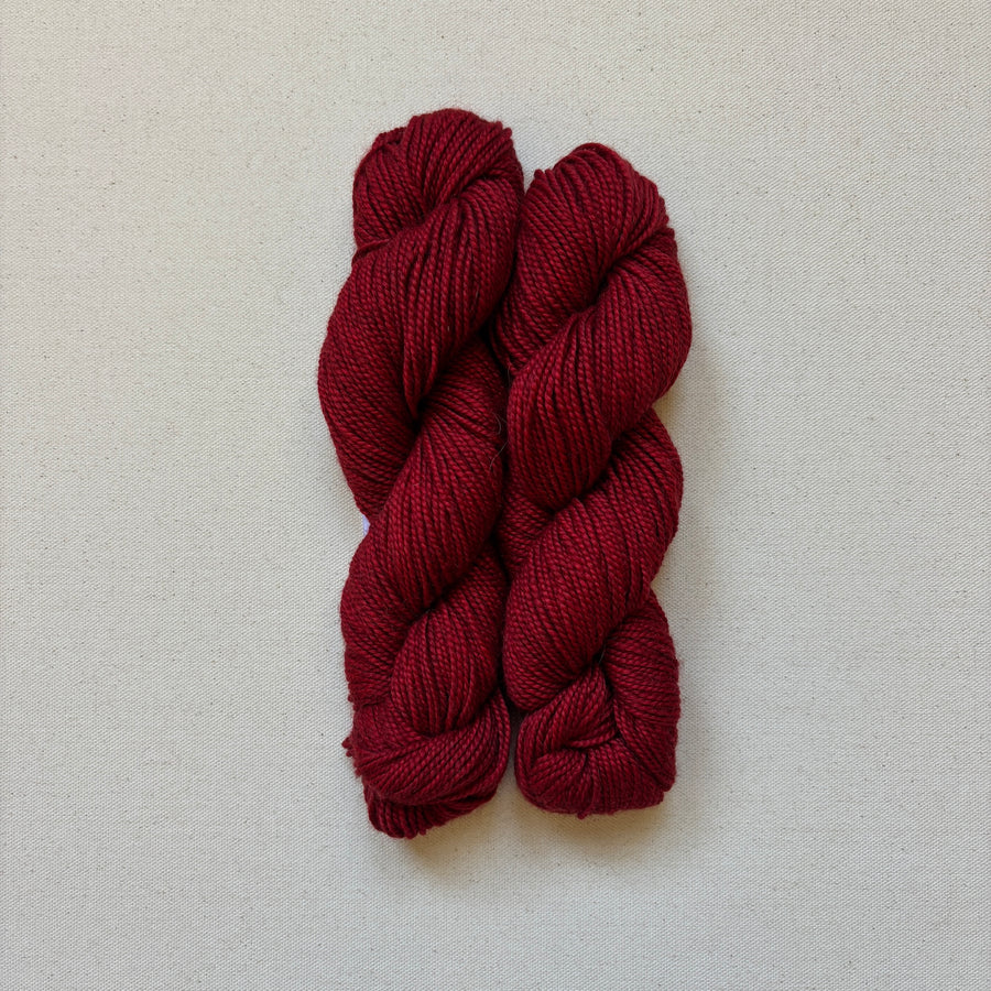 Illimani Yarn Santi