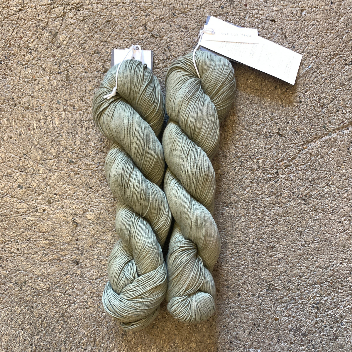 kinua-cotton-fingering-pistachio