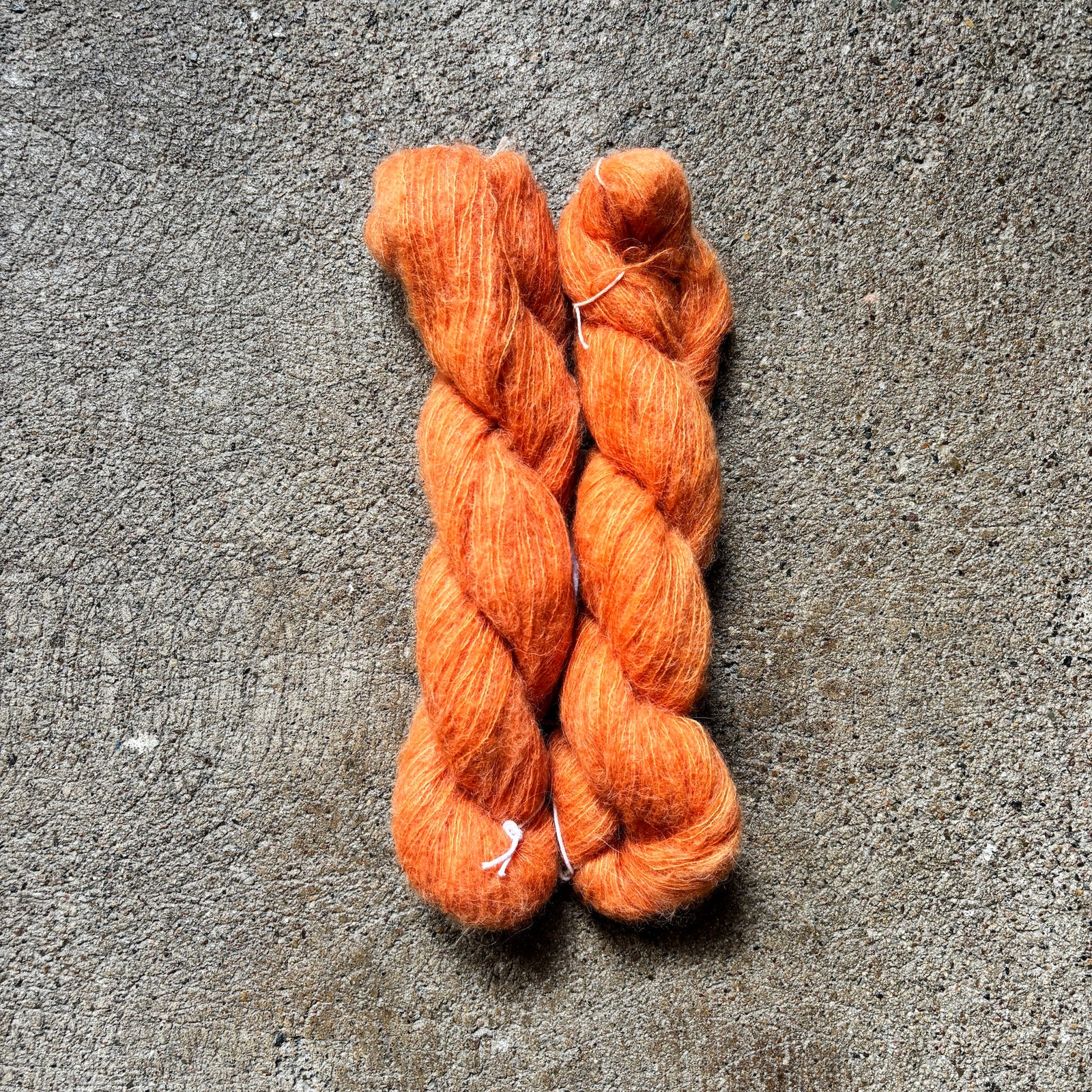 kinua-the-fuzzy-102-pumpkin