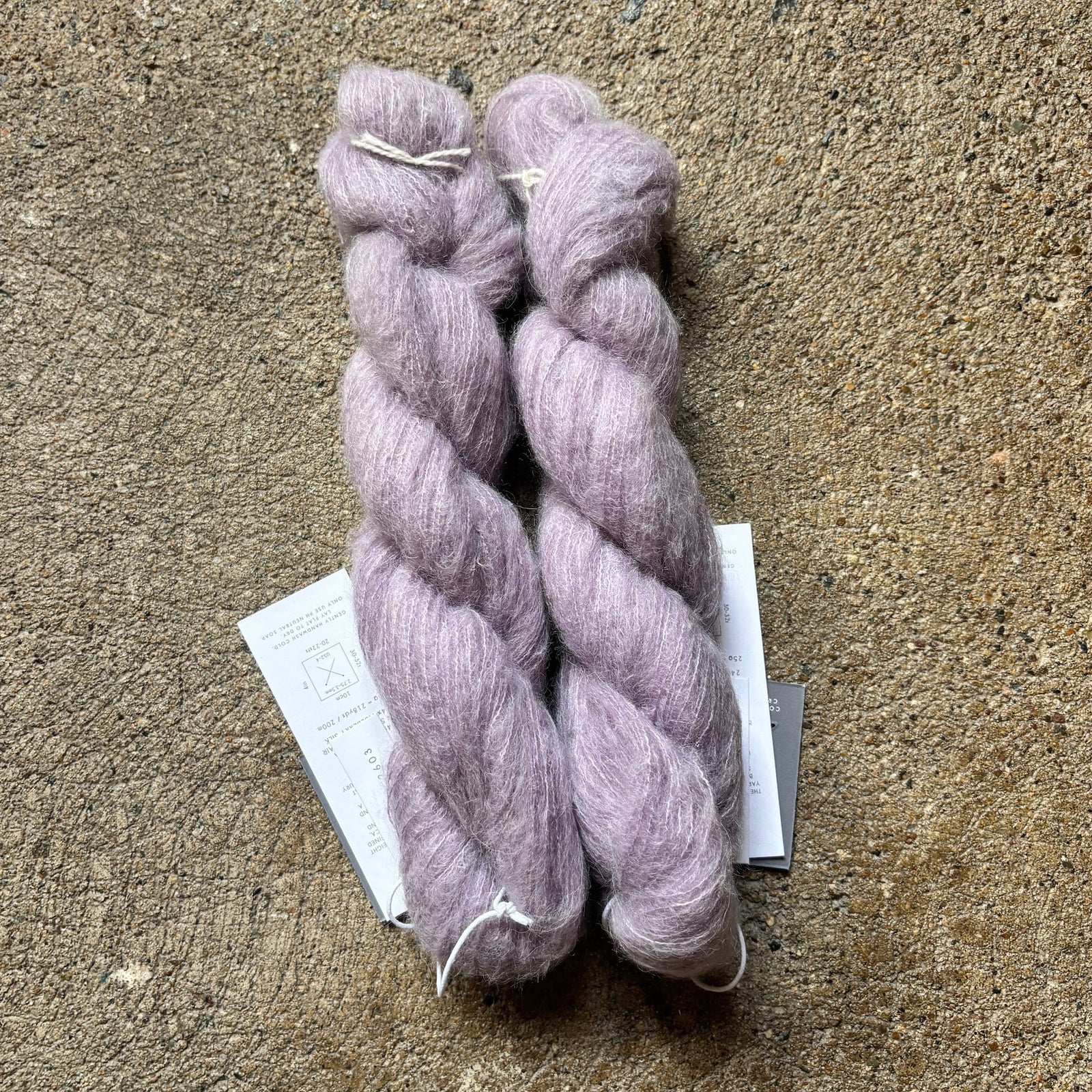 kinua-the-fuzzy-105-lila