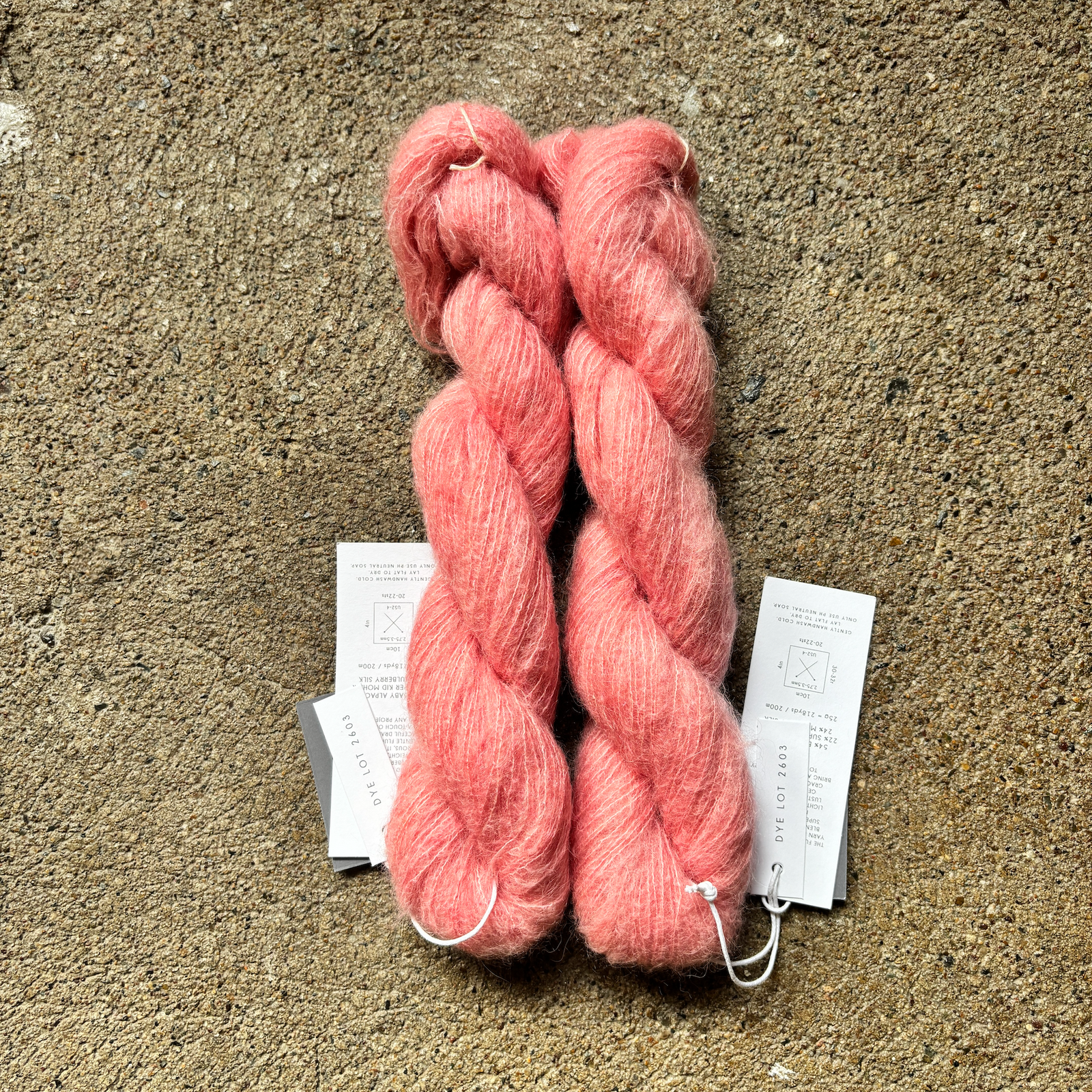kinua-the-fuzzy-106-pink-lemonade