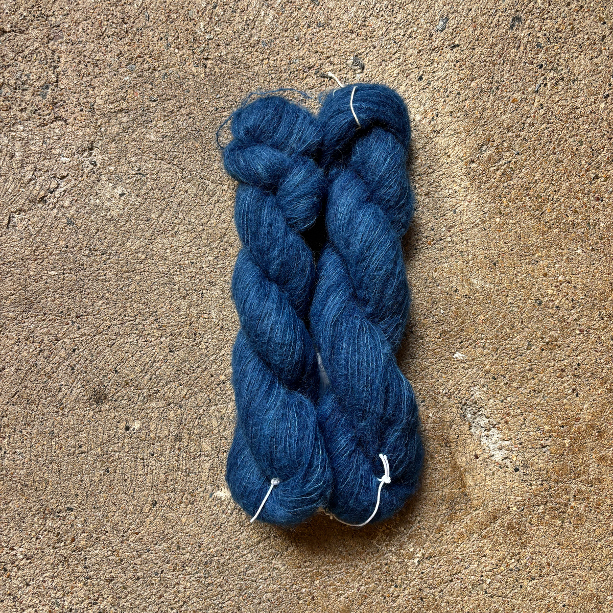 kinua-the-fuzzy-110-blue-indigo