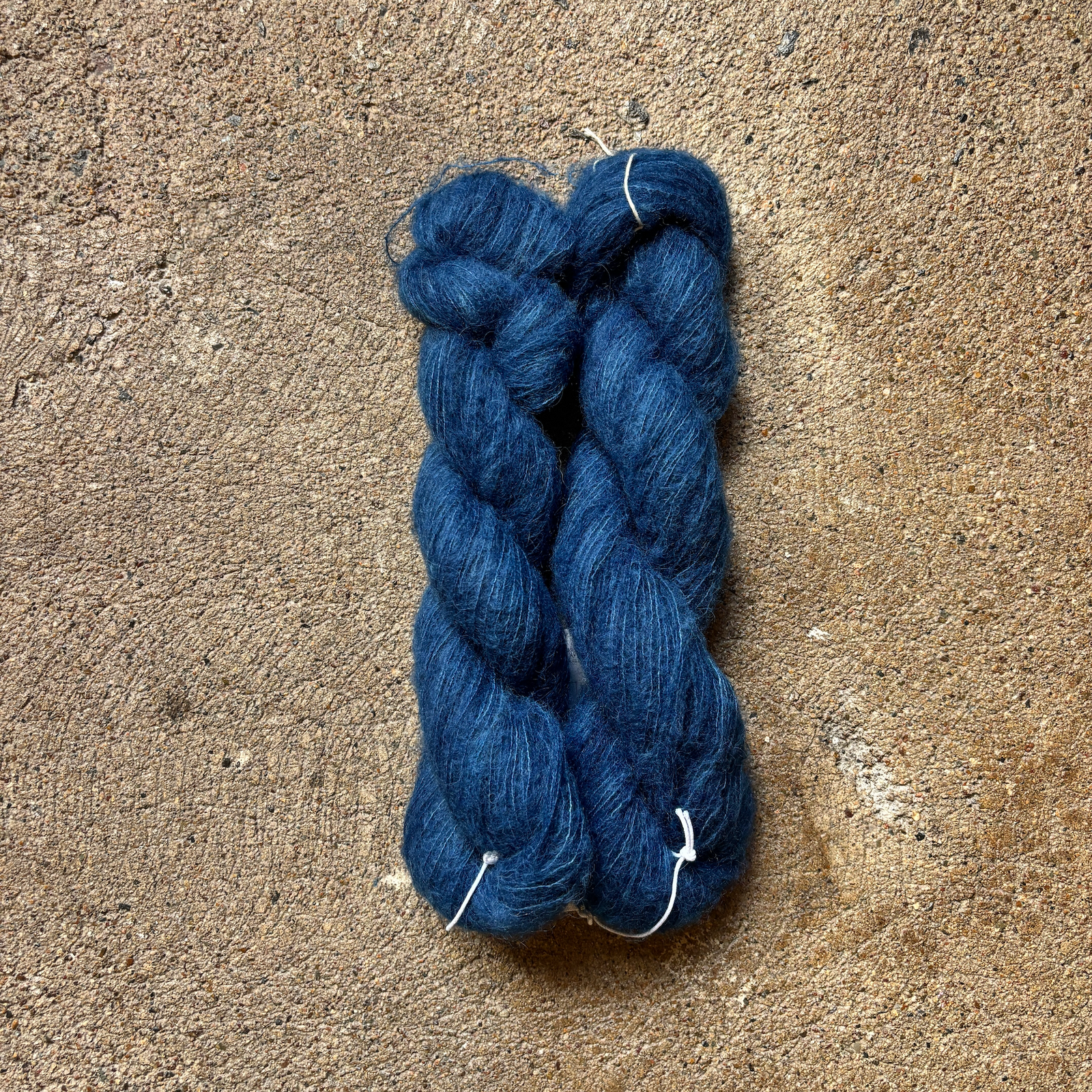 kinua-the-fuzzy-110-blue-indigo