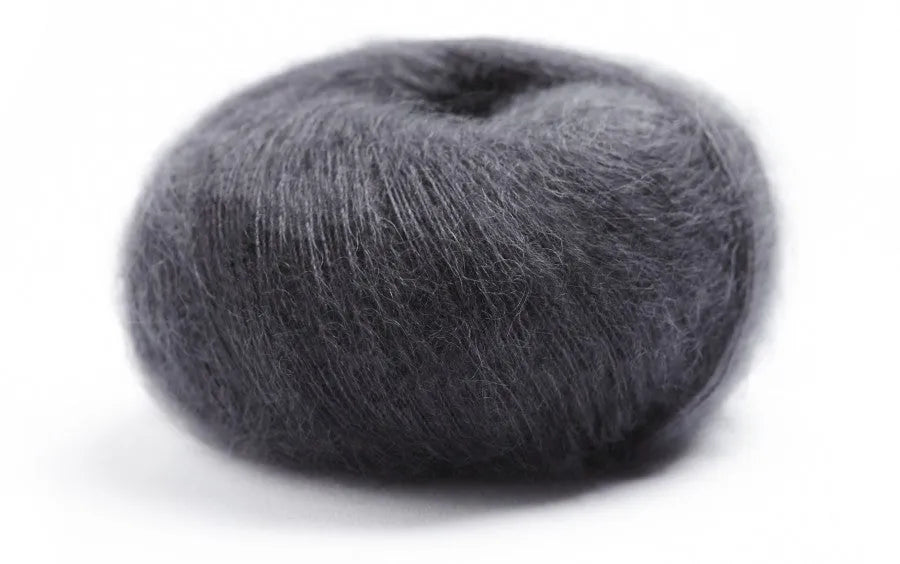Lamana Premia Anthrocite 04 - Apricot Yarn Supply