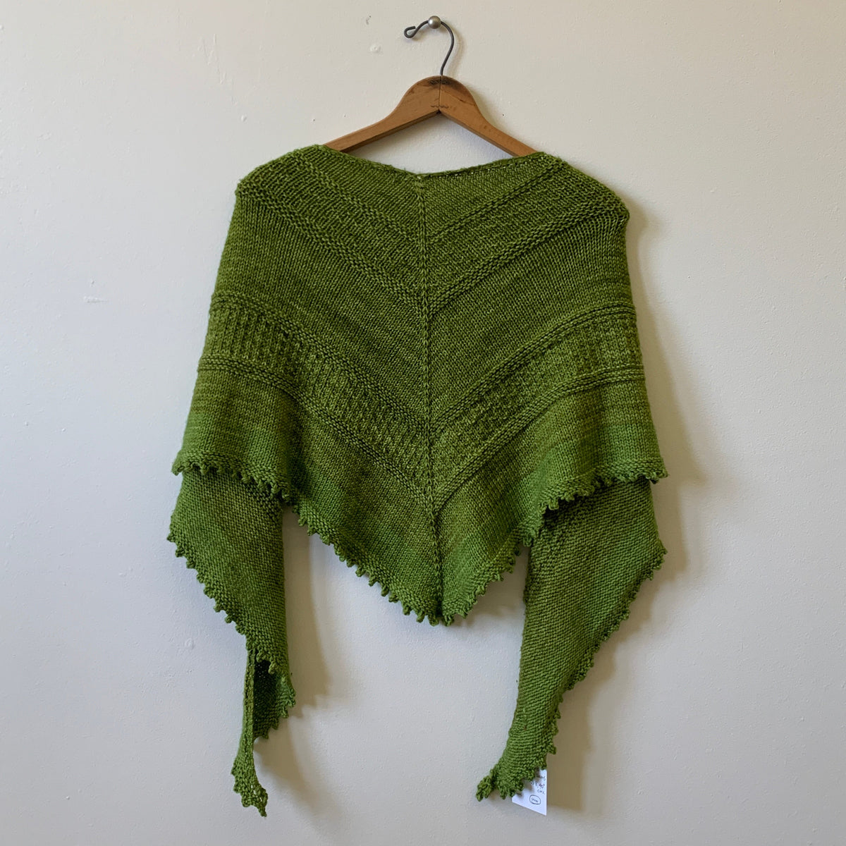 quincy-shawl-green-rios