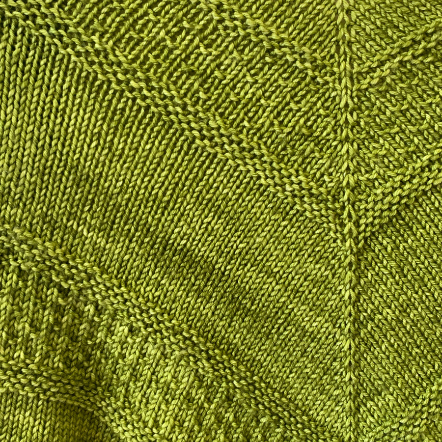 quincy-shawl-green-texture