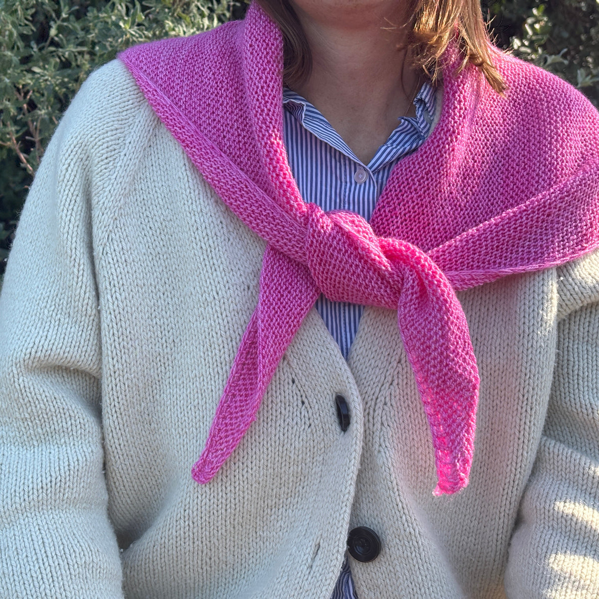 una-kerchief-class