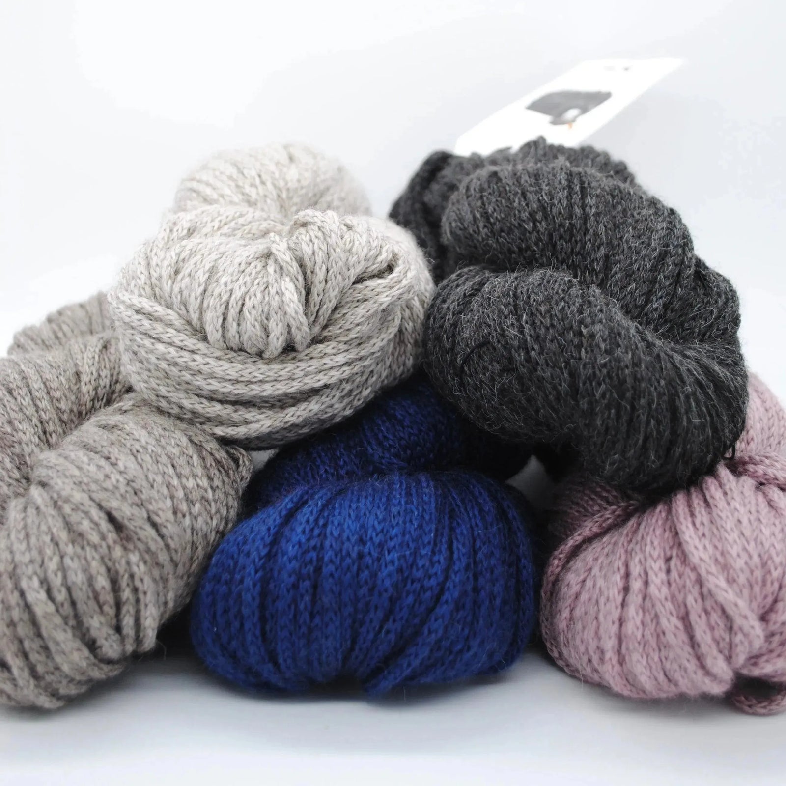 Illimani Yarn Santi II - Apricot Yarn & Supply