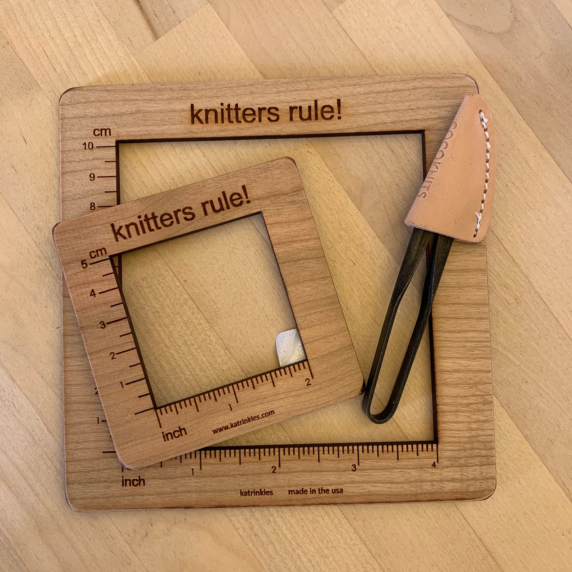 Wooden Swatch Ruler and Needle Gauge Tool (Metric and Imperial
