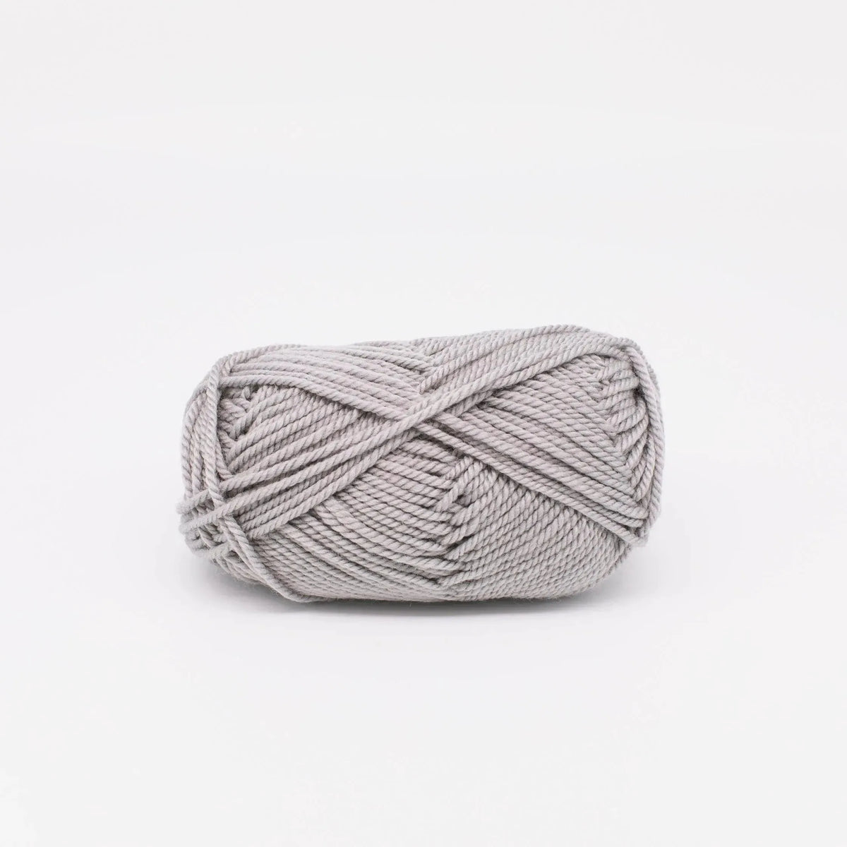 ewe_ewe_baa_baa_bulky_97_brushed_silver