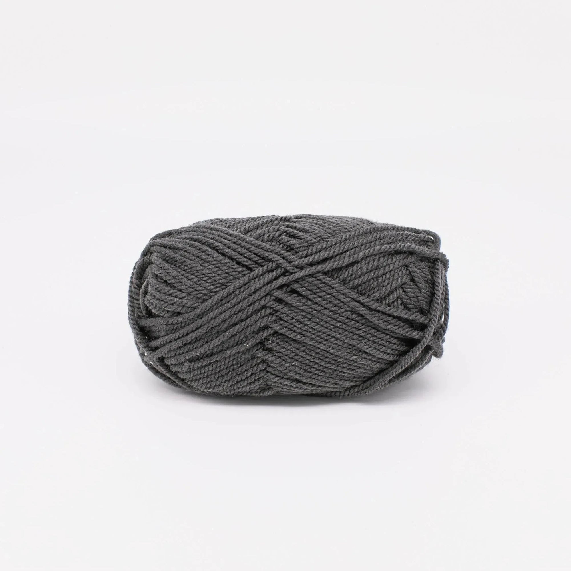 ewe_ewe_baa_baa_bulky_yarn