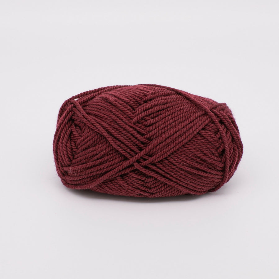 ewe_ewe_wooly_worsted_23_red_velvet