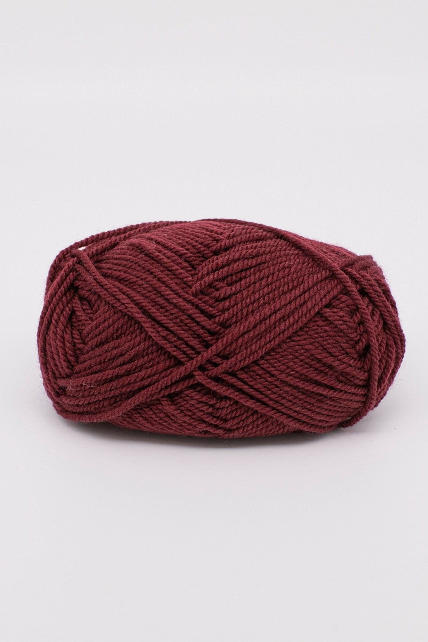 ewe_ewe_wooly_worsted_23_red_velvet