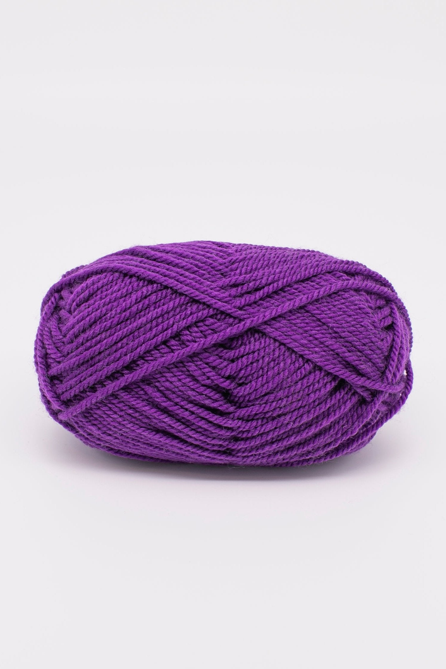 ewe_ewe_wooly_worsted_83_iris_blossom