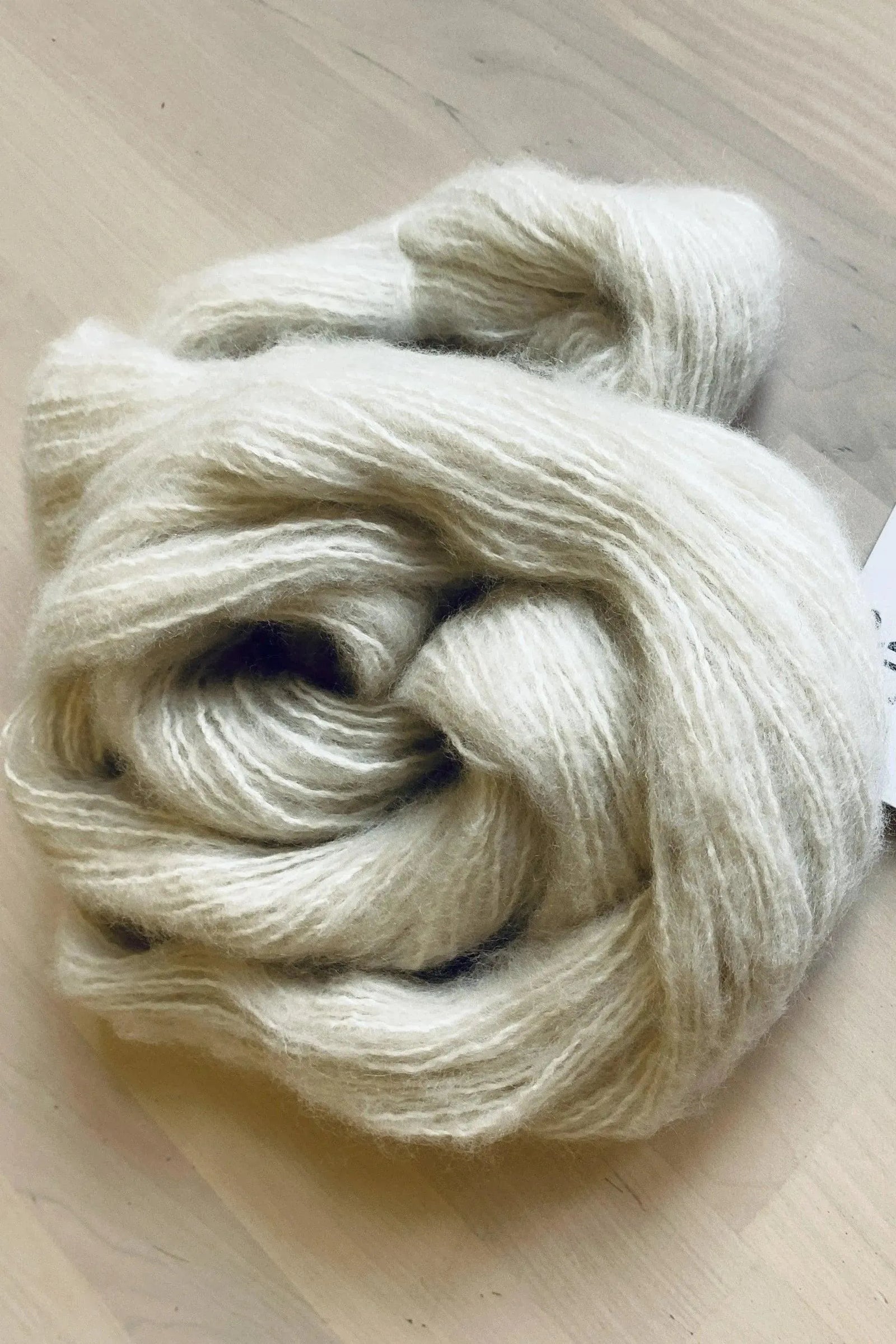 illimani_feli_one_for_me_one_for_you_cowl