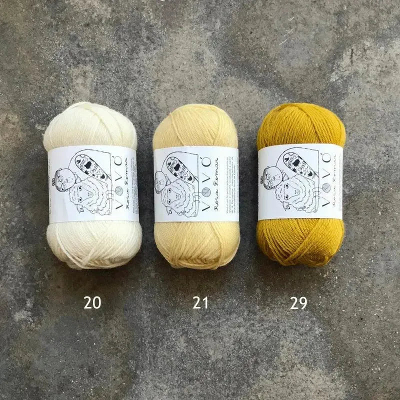 Rosa Pomar Vovo' Yarn - Apricot Yarn & Supply